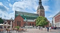 Francijas delegācija iepazīstas ar restaurācijas darbiem Rīgas Domā un mākslas muzejā "Rīgas birža"